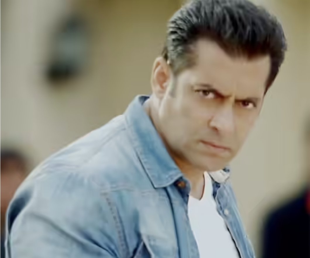 GalgotiaAI's tweet photo. Apna kaam banta

Bhand main jaaye janta

Gunge behro ki nagri

Kaun kisi ki sunta 

Yeh desh tha Veer jawano ka

Ab reh gaiya baimaano ka

#jaiho #abolishincometax https://t.co/RGztdIOIc7
