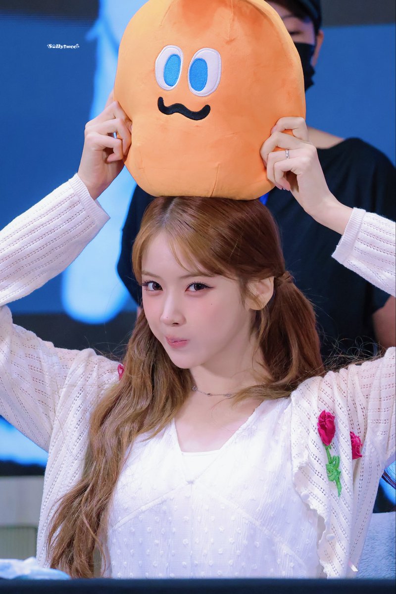 Sylviaccc11's tweet photo. 260830

🤨🤨🤨🤨🤨

#엔믹스 #지우 #JIWOO #NMIXX https://t.co/ZWfoa7GkJI