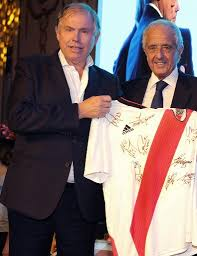 canal26oficial1's tweet photo. VAR DE WHERTEIN DUEÑO TYC SPORTS,DSPORTS Y TORNEOS SOCIO DE DONOFRIO
Y JUAN CRUZ AVILA HINCHA RIVER

LE VAN A ROBAR A BOCA POR COPA ARGENTINA

@TyCSports @torneos_ok @DSportsAR @RodolfoDonofrio @RIVERPLATE @JUANCRUZAVILA @ESPNARGENTINA @COPA_ARGENTINA @BOCAJRSOFICIAL @FIFACOM_ES https://t.co/kroLSboJwa