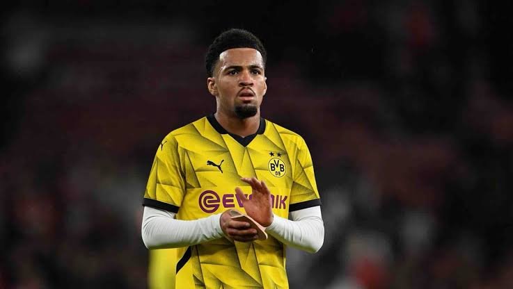 soundez_'s tweet photo. BOMBSHELL 💣  
Ethan Nwaneri to Dortmund! 🟡⚫️  
Season-long loan agreed with Arsenal  
The 18-year-old said YES last night  
Dortmund will pay full wages  
Talent leaving North London #BVB #AFC https://t.co/pcN8bMzVZ3