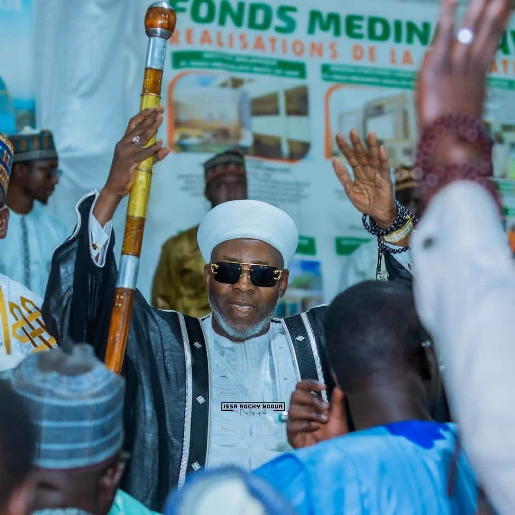 RakaFatima's tweet photo. Allah ka jaddada Rahmah ga Sheikh Makiy Niasse, albarkar Annabi ﷺ. https://t.co/iuZSMZELnu