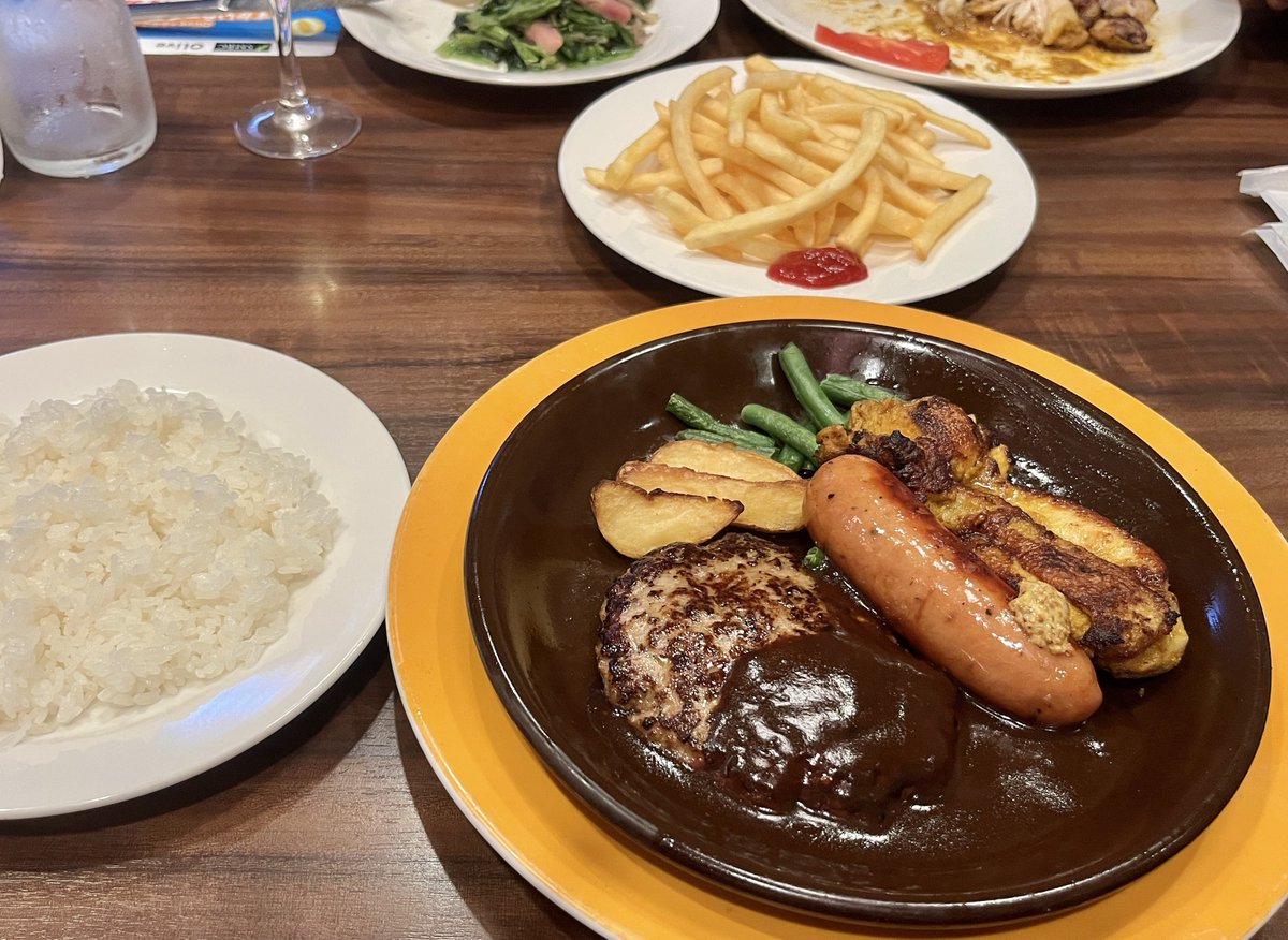 remin25's tweet photo. キターーー(>▽<)ﾉ

#ぽてとのグルメ日記 https://t.co/qq1oOVuvjW