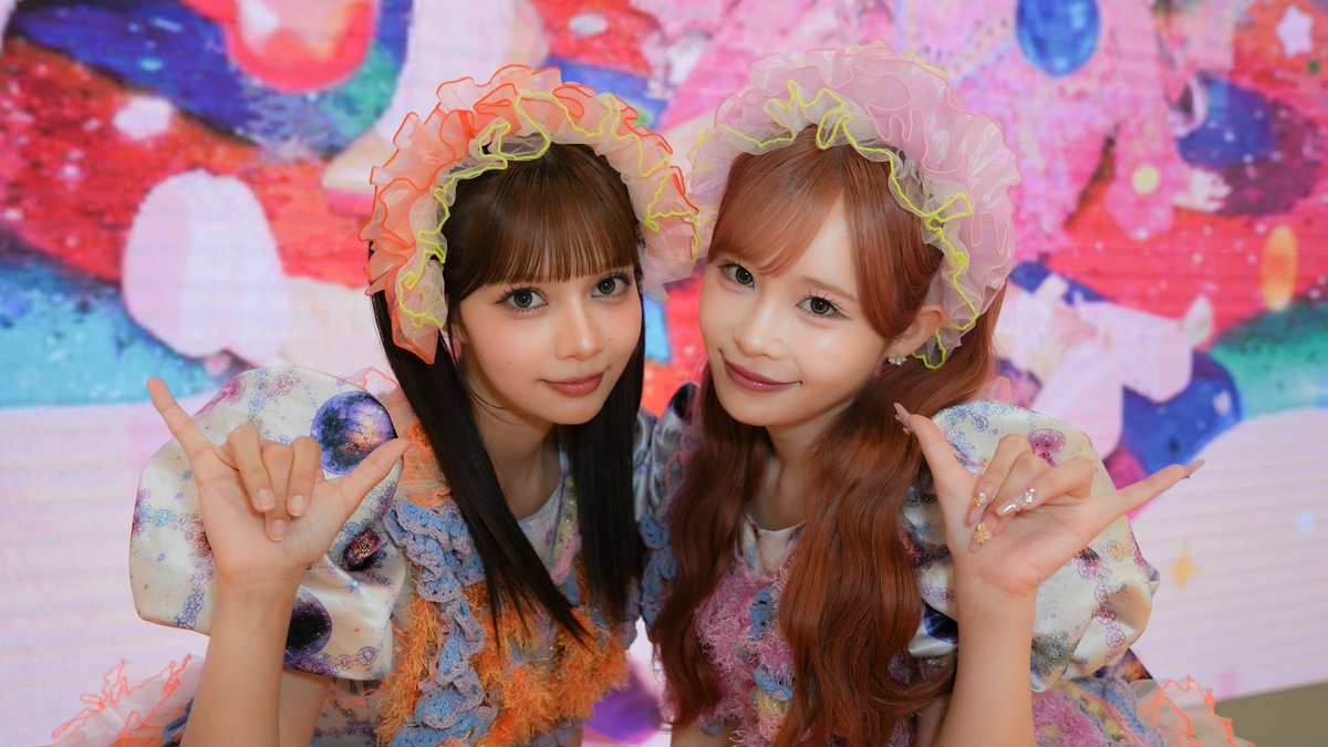 CANDY_TUNE_'s tweet photo. 🩷🧡 びびなつFEVER! 😸🍊
#CANDYTUNE #きゃんちゅー https://t.co/EuUroHJsAE