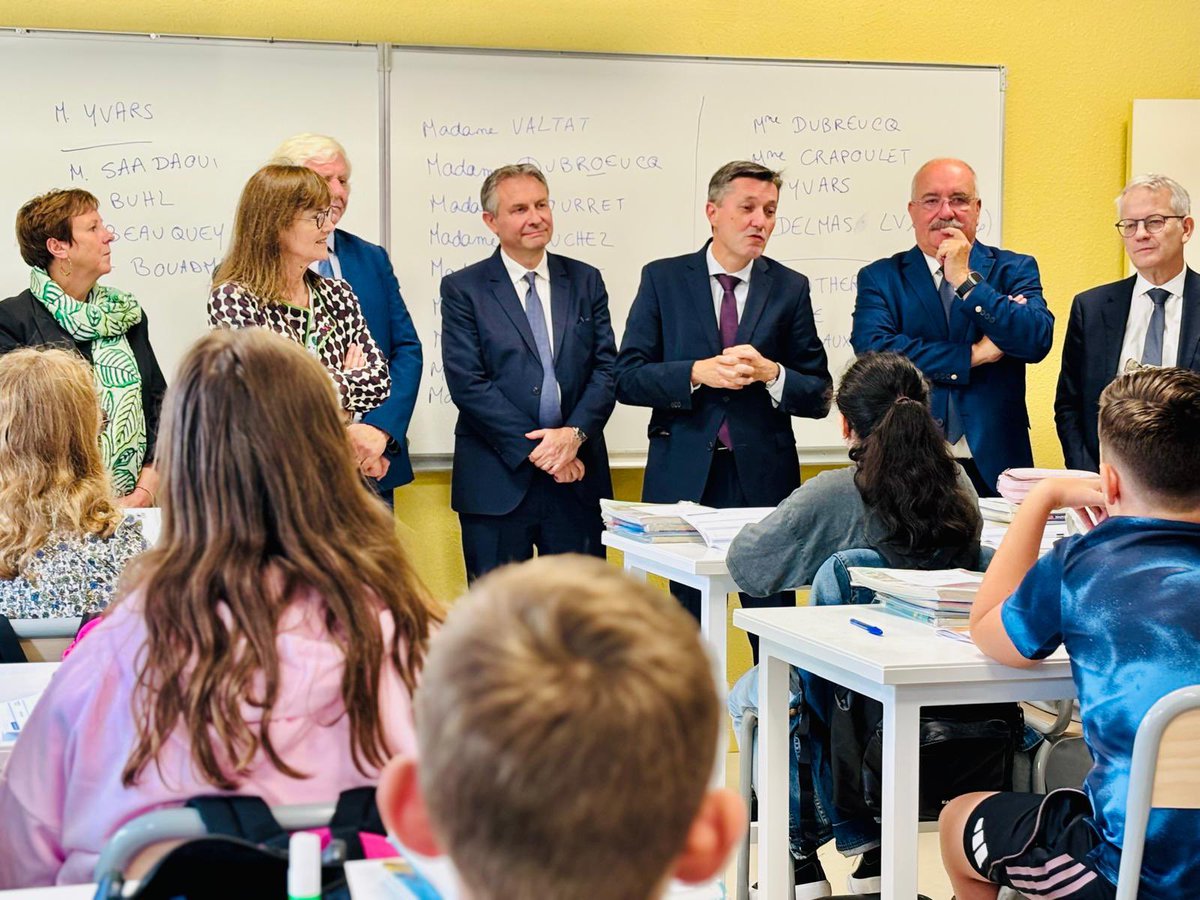Image de Préfecture de la région Hauts-de-France et du Nord - #Education #RentréeScolaire 

𝐔𝐧𝐞 𝐫𝐞𝐧𝐭𝐫𝐞́𝐞 𝐝𝐚𝐧𝐬 𝐮𝐧 𝐜𝐨𝐥𝐥𝐞̀𝐠𝐞 𝐫𝐞́𝐧𝐨𝐯𝐞́ !
