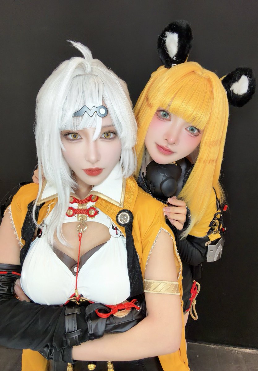 su_s404's tweet photo. #zzzero 
お師匠さまの肩から🐯🐾 https://t.co/r9Kw6td9Vd