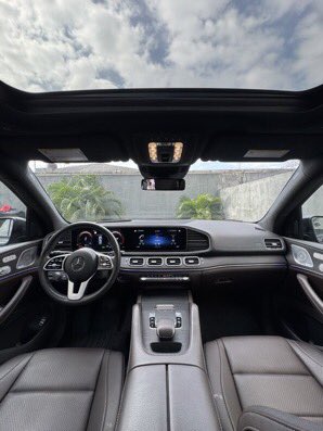 abdullmust's tweet photo. @realbitcoinlord SHE HAS ARRIVED! 🔥

This 2020 Mercedes-Benz GLE 450 is here and she’s super clean

• Panoramic Roof
• 360° Camera
• Head-Up Display
• Clean Brown Leather Interior
• 60,000 miles
• Extremely clean overall condition

🏷️: ₦80,000,000 ($57.9K)
Contact for details 📥 https://t.co/b8y4sLvn1q