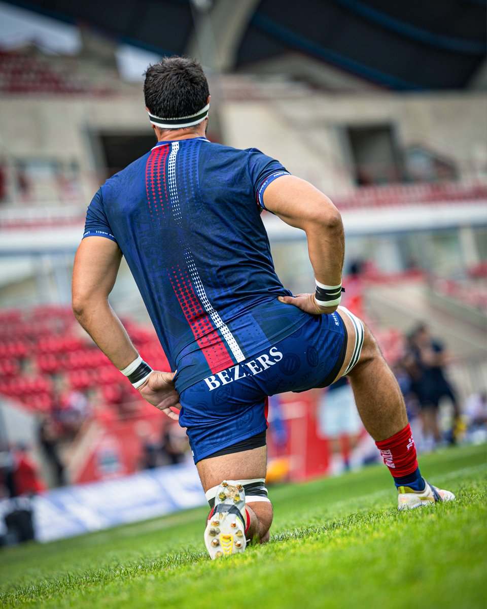 ASBHOfficiel's tweet photo. Le maillot d’échauffement des 🔴🔵 est disponible dès maintenant !

🛒 Retrouvez-le en ligne sur 𝗔𝗦𝗕𝗛.𝗡𝗘𝗧 ou directement à la boutique du stade.

🔥 À vous de porter les couleurs de l’ASBH ! #AquiEsBesiers https://t.co/xVQNjZ95ZM
