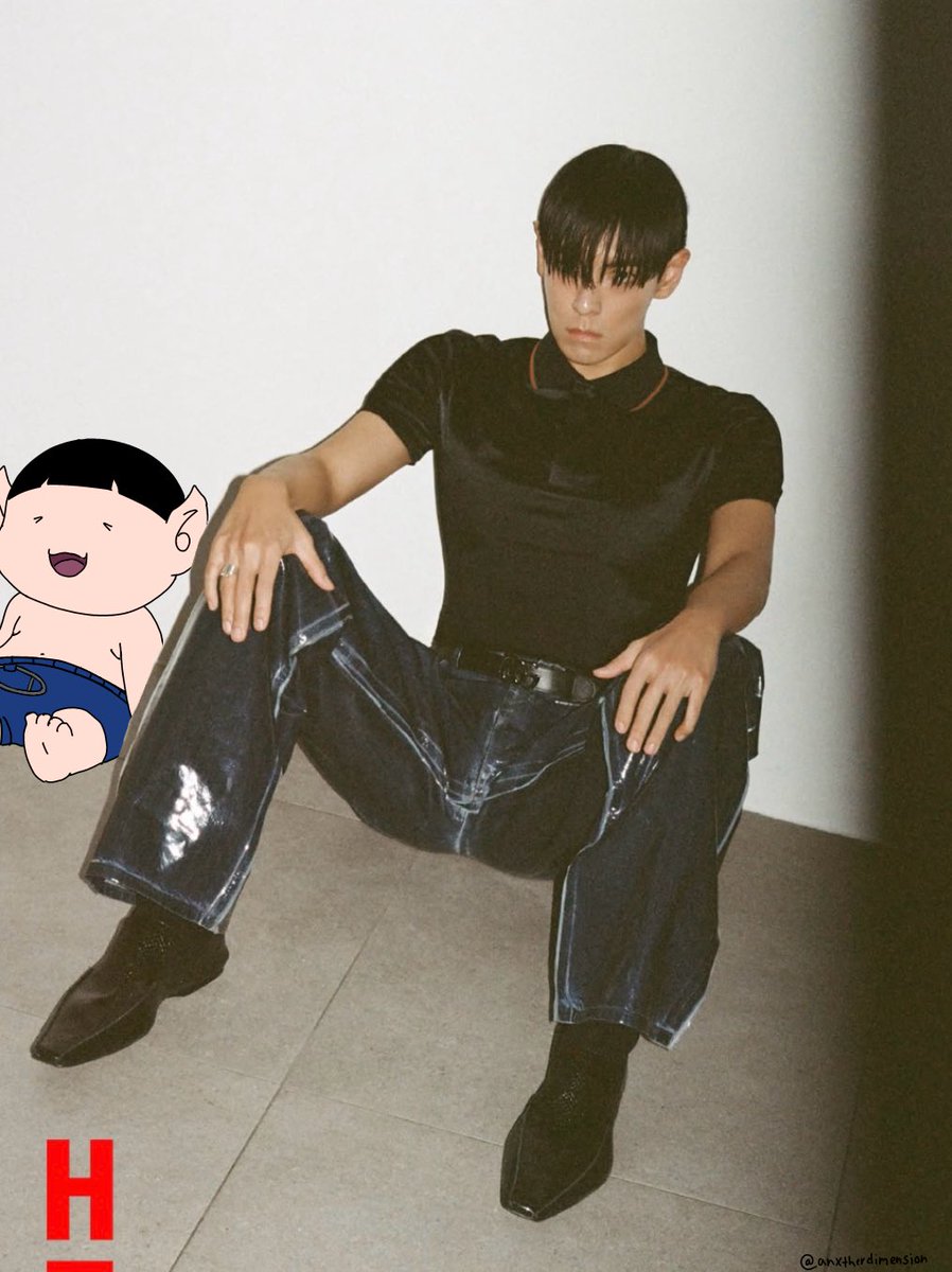 anxthdimension's tweet photo. I immediately ran to go and draw mojiri sitting next to seunghyun

#탑 #최승현 #another_dimension https://t.co/bfph2aFF5v