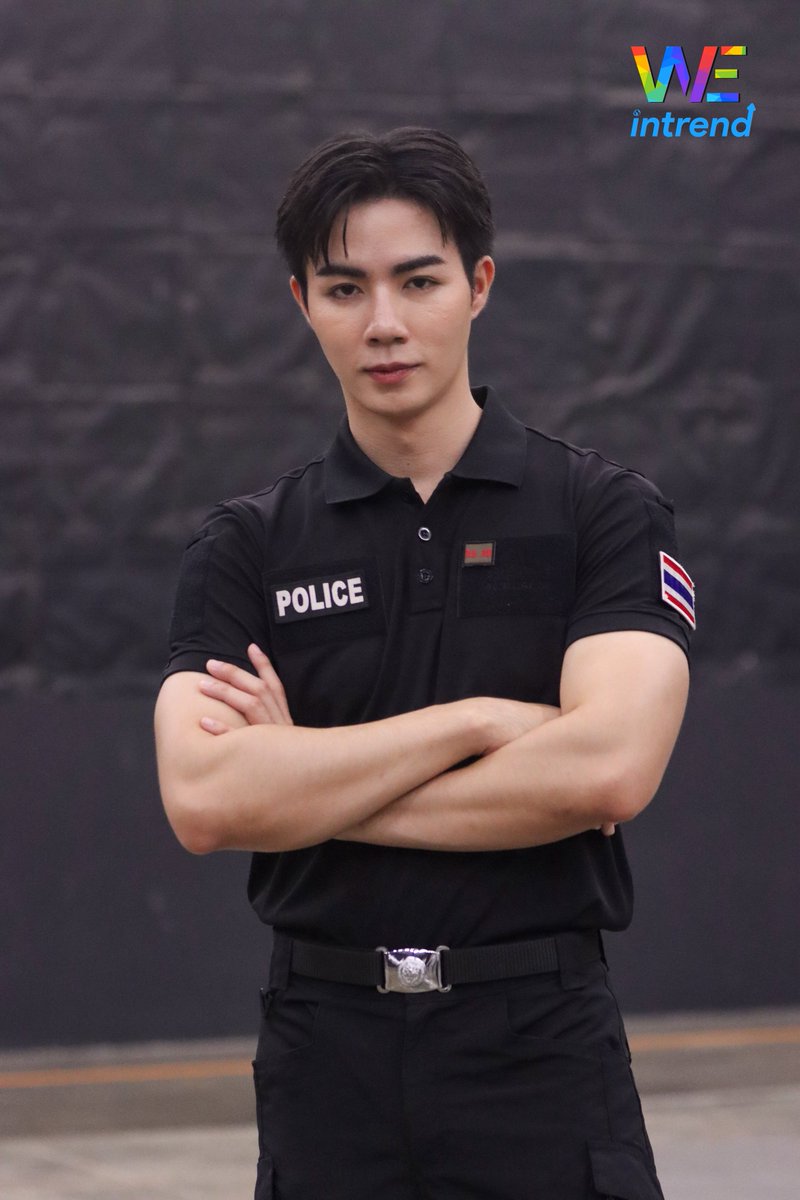 weintrend_tv's tweet photo. “ซี พฤกษ์” รับบท ดอลล่าร์ ในซิตคอม “หอตัวดี” 🏢

 The D Dorm Worship
#บวงสรวงหอตัวดี
#ZeePruk https://t.co/AOMKQucmjz