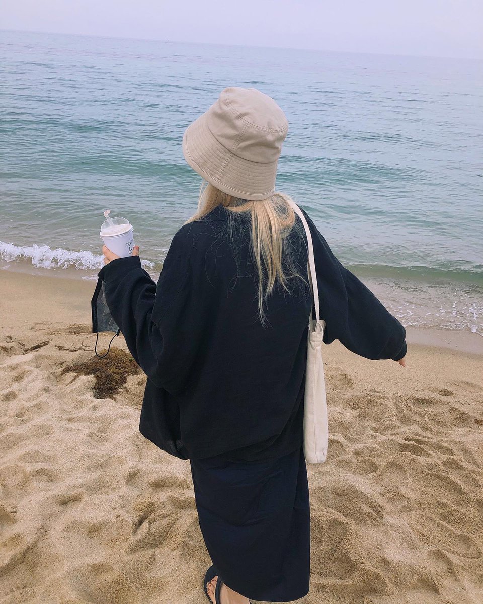 MonicaMilfer's tweet photo. ابتسم للحياة، فالأيام تتغير، والفرج يأتي في الوقت الذي لا نتوقعه
snjiw https://t.co/hXnpWkJh14