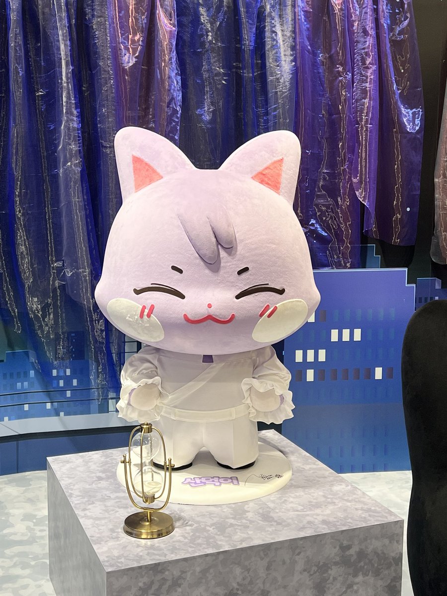 fkdrm10's tweet photo. 이렇게 행복에 삽니다~ 
#ATEEZ #ANITEEZ  #애니티즈 #ANITEEZ_IN_DejaVu #사운드웨이브 https://t.co/c9Ko5M1Wyr