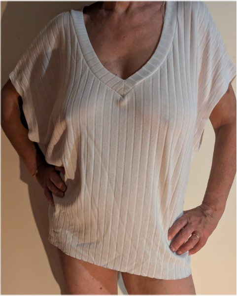 ajcompras's tweet photo. 202- Blusa branca | Tamanho: XL

Envio pelo correio https://t.co/MpqlrUmGCx