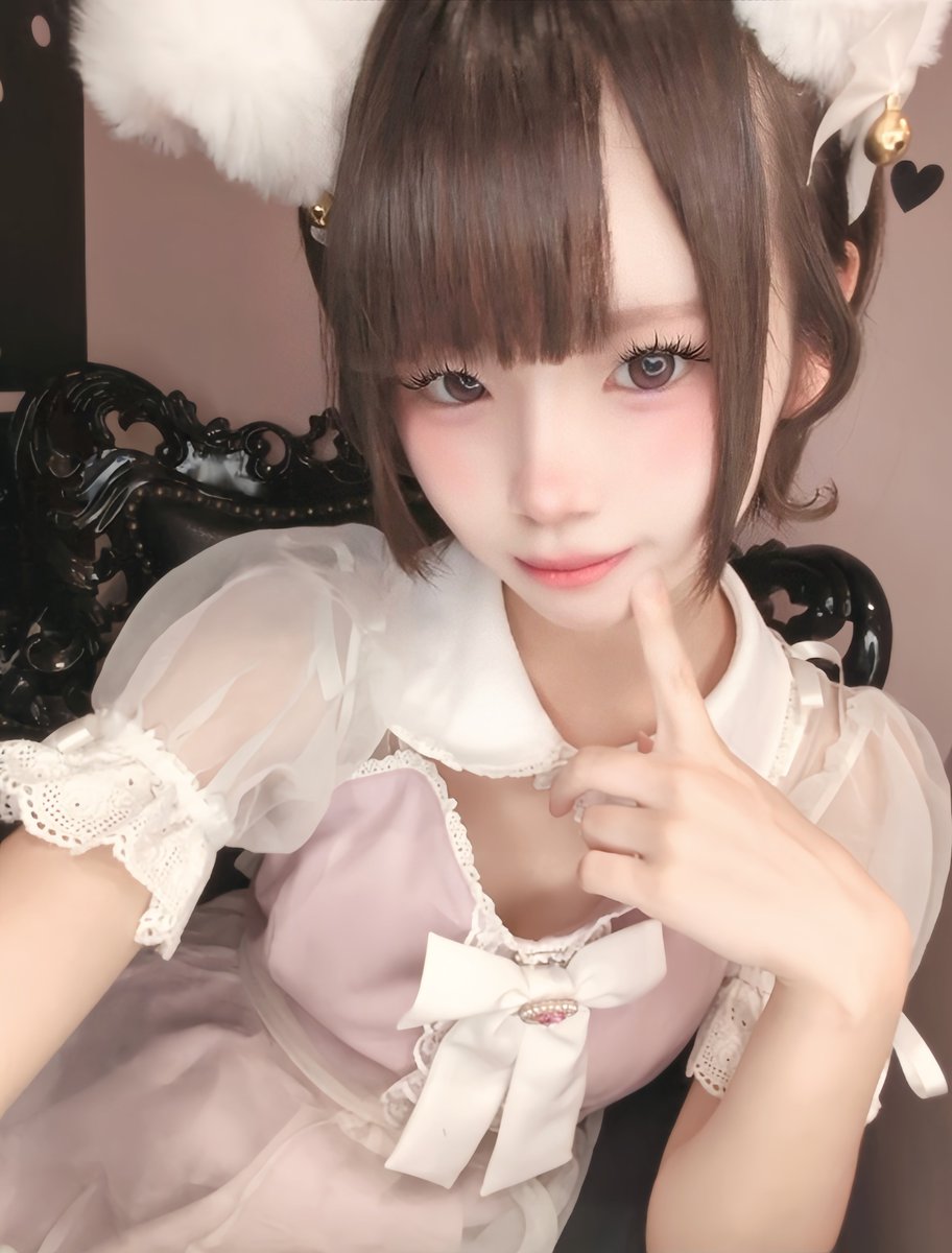Memesan___'s tweet photo. 17時から!!新人のびびちゃんめちゃ可愛い（՞>⩊<՞）♡ https://t.co/dK7k2xxW8r