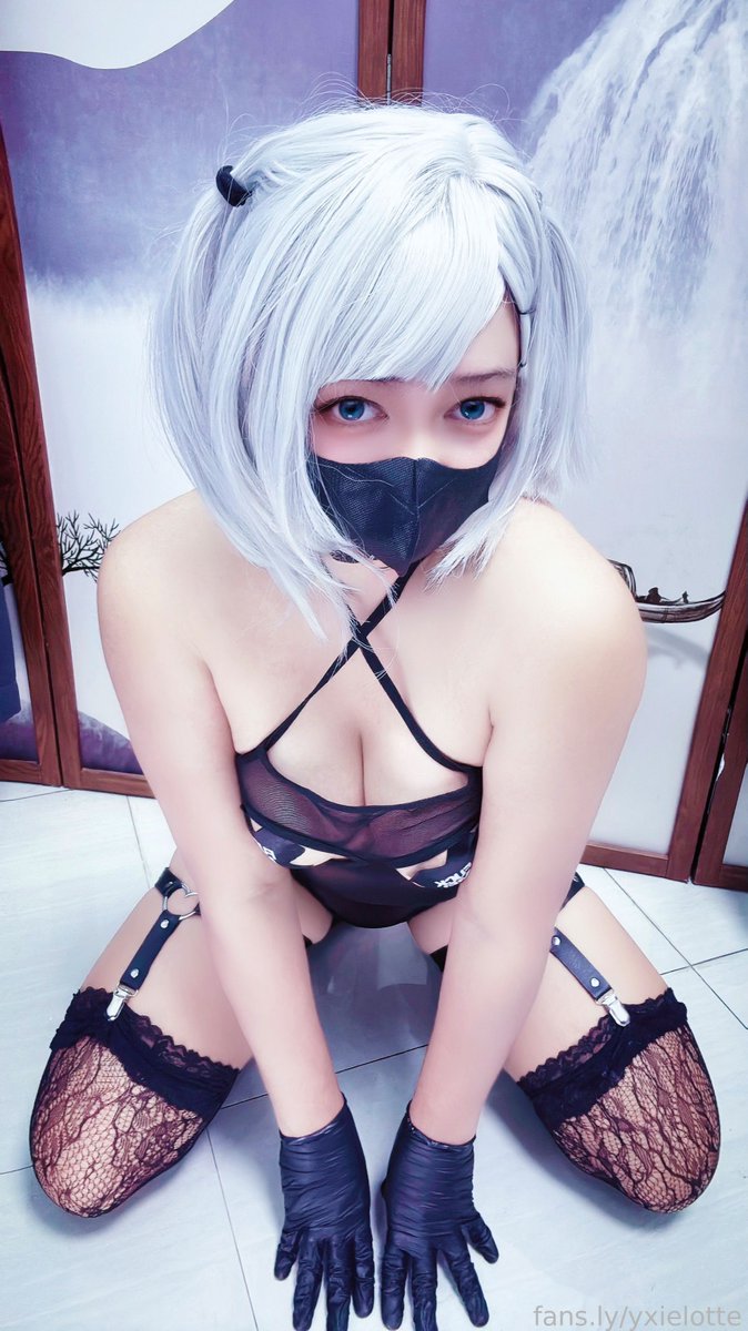 yxiech's tweet photo. It's raining 💦 https://t.co/uMDiZuueK5