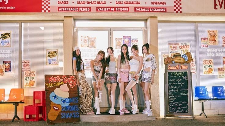 sweet_tea188's tweet photo. Guys, let's stream the 'Rodeo' music video by Momoland! It's been almost a year since the release, and the MV still doesn't have 2 million views :(

Link to the MV: https://t.co/q071ZWJ3rP

#MOMOLAND #RODEO https://t.co/QXcdCysIRp