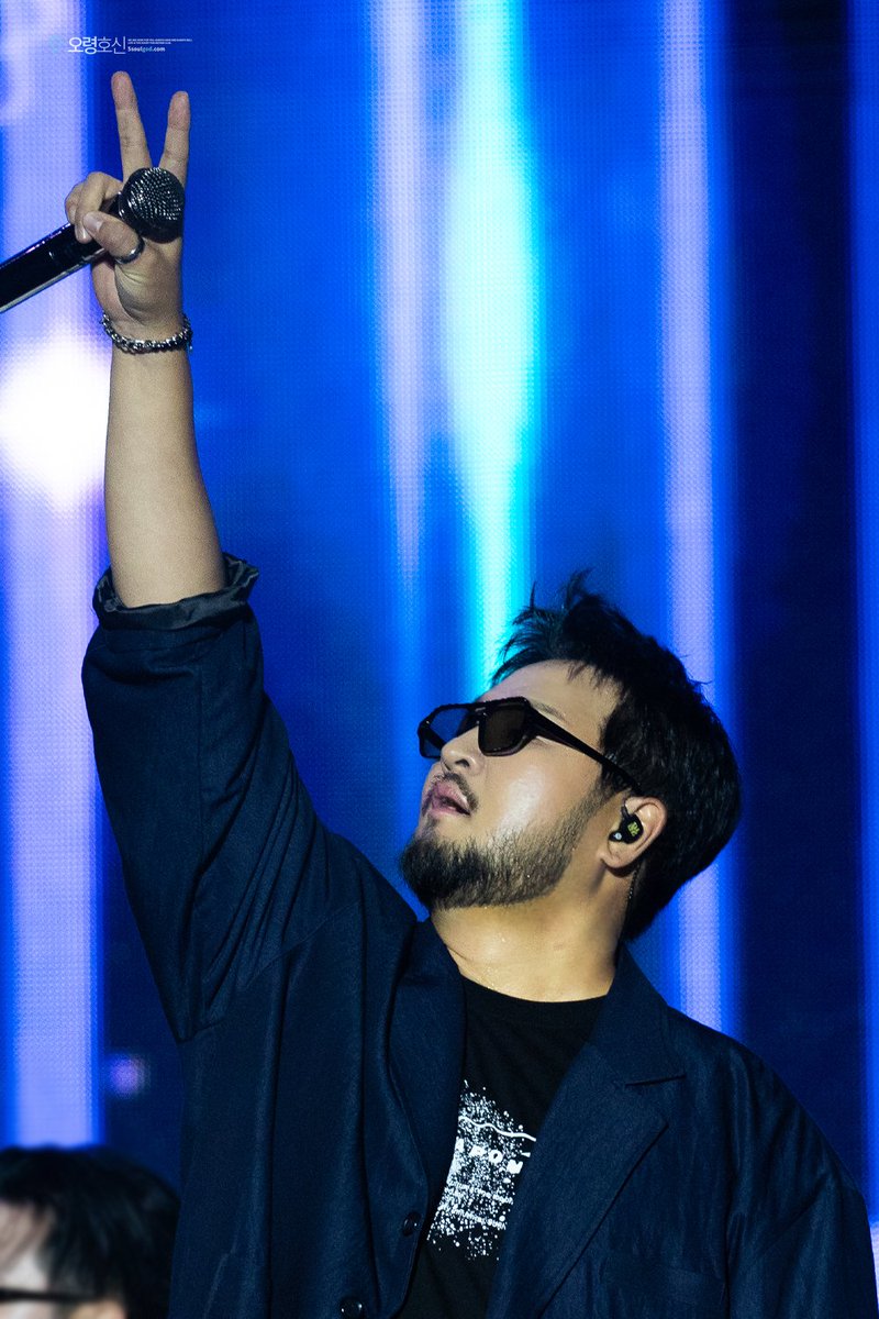 5soulgod's tweet photo. 260829 서스테이너블 웨이브 페스티벌 SWF

사랑합니다. 나의 가족🩵

#god #지오디 #박준형 #데니안 #손호영 #김태우 #fangod #팬지 https://t.co/eyLkmJCJIr