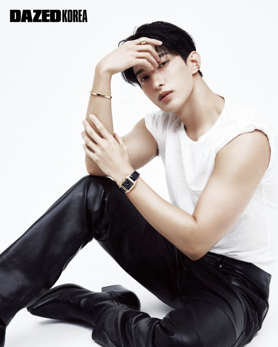 updatingsvt's tweet photo. [MAGAZINE] 260901 DK for DAZED Korea x Cartier | Photos

#DK #도겸 https://t.co/nfF2bxyBYM