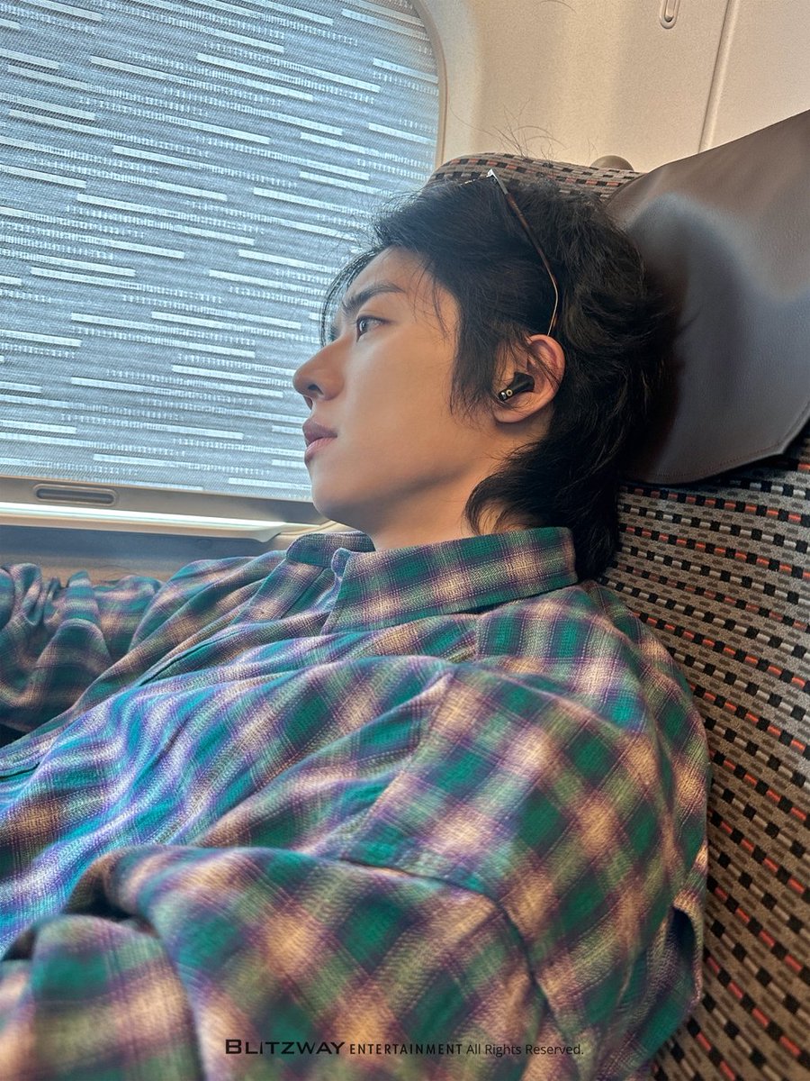 star_519's tweet photo. 와 진짜 남자다... https://t.co/pUNMLWJydQ
