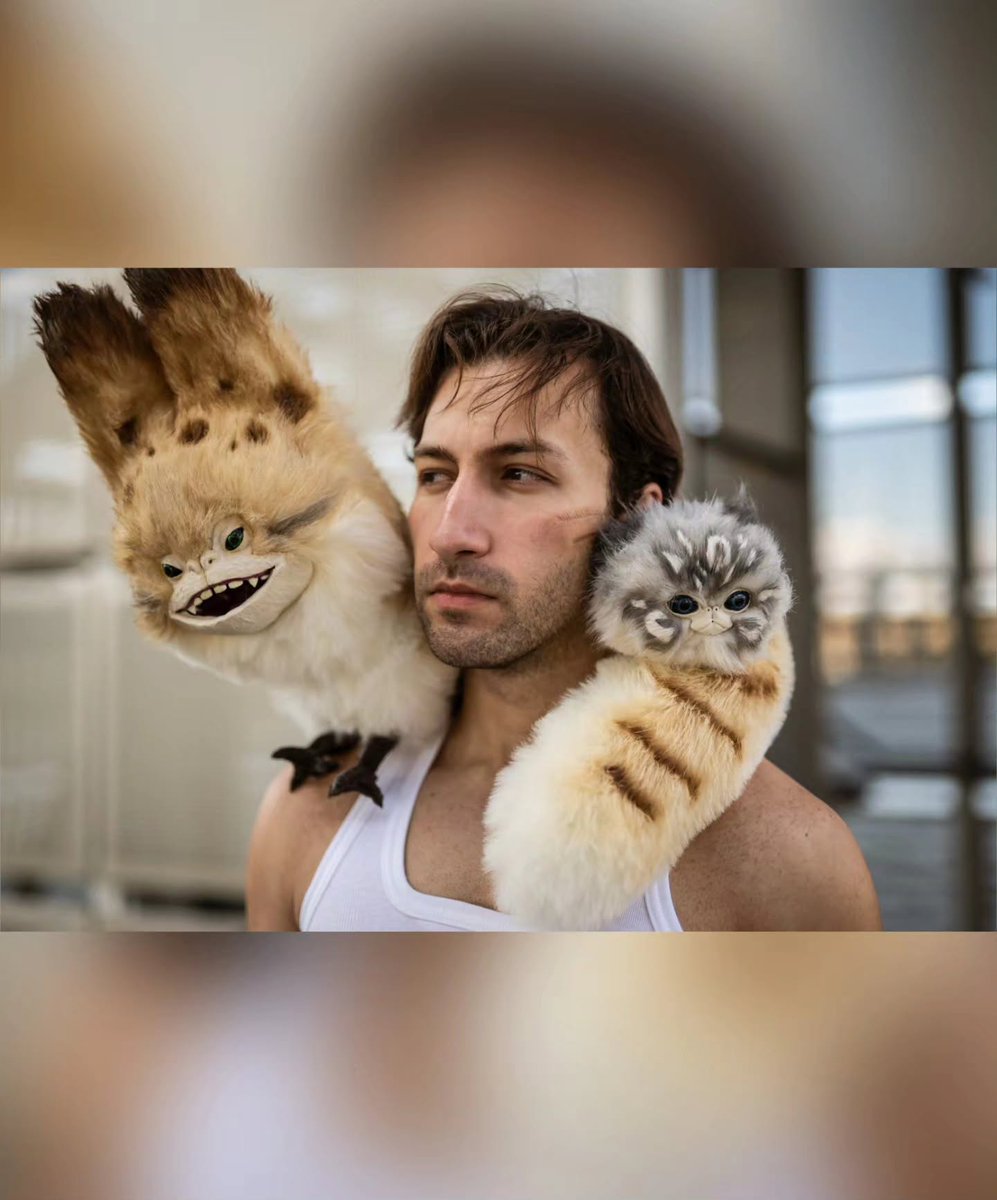 Chaptersofches's tweet photo. Hyped for Ahsoka season 2 in just a few months!!
Here's my S2 inspired flight suit Ezra Bridger cosplay with a Loth cat and Loth kitten photos by Robert Stevenson at MCMMay 2025.
Comission slots open for cats/kittens now
#Ahsoka #ahsokaseries #ezrabridger #starwarsrebels #lothcat https://t.co/QqgeeMh6Es