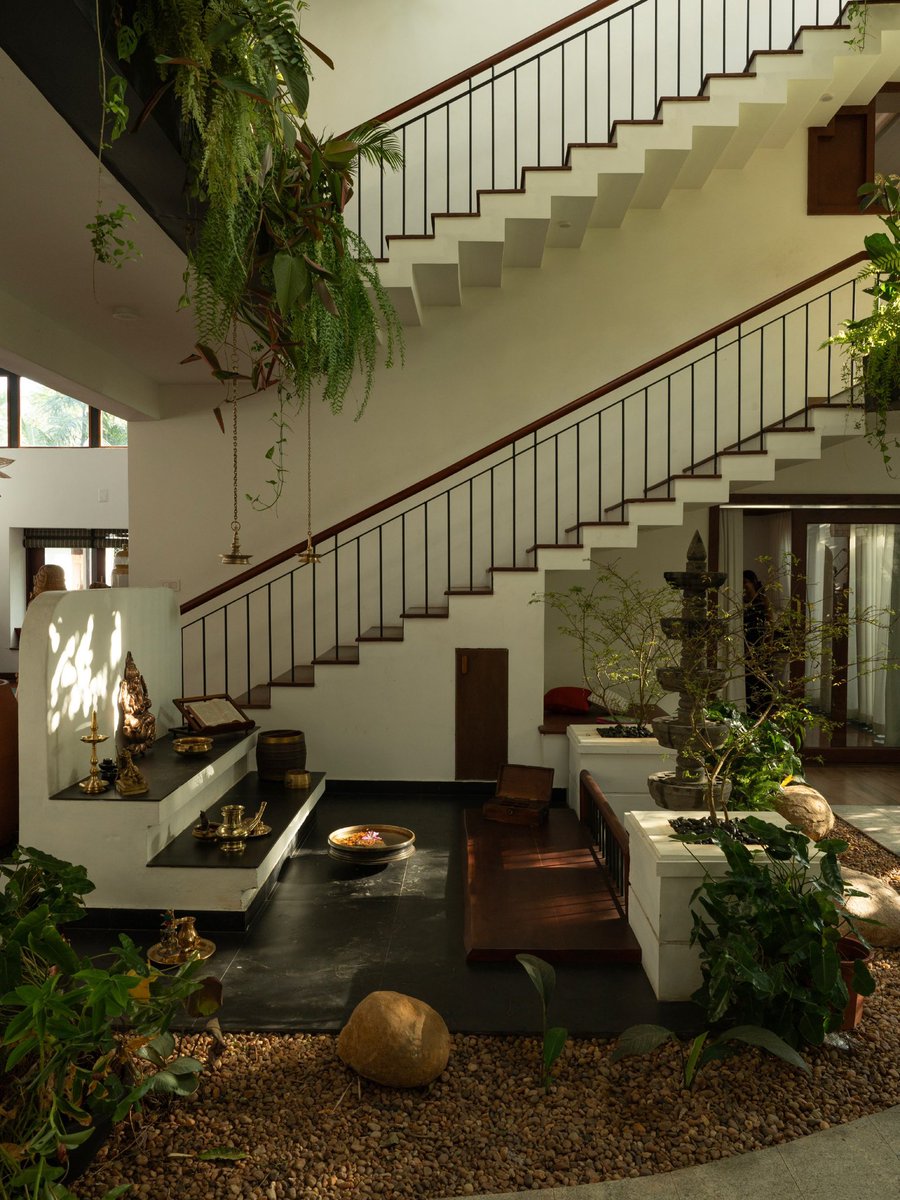TopeDada17's tweet photo. KAAVU

Architects : Naked volume architecture studio

📍Thrissur, India https://t.co/3HJb3zQK80