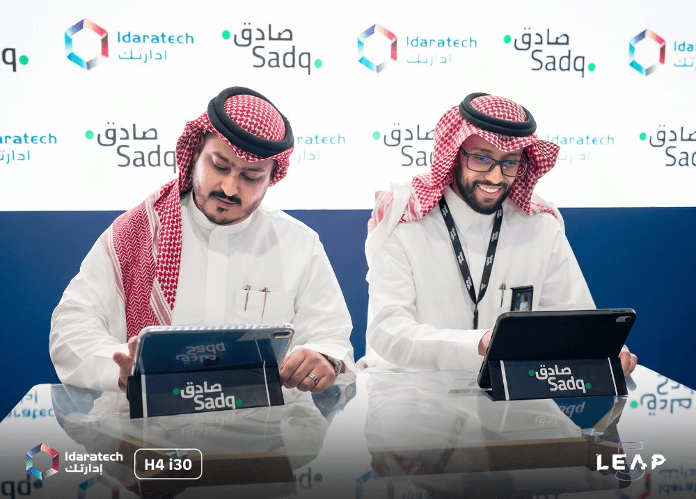 Idaratech's tweet photo. توقيع جديد من جناحنا في #LEAP5 🤝
شراكة مع منظومة صادق نبني عليها القادم ✨
#إدارتك https://t.co/UblMSTC9Hu