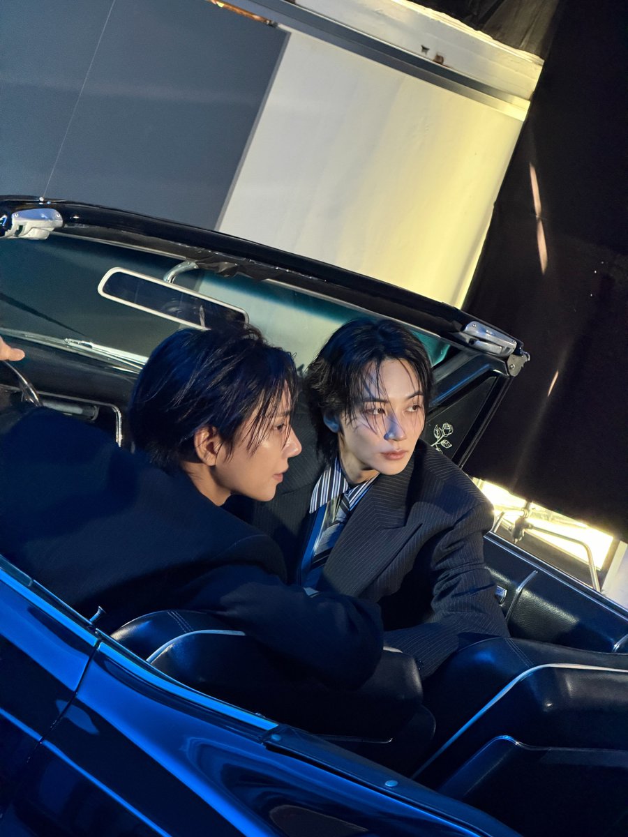 jihanhour's tweet photo. 260901 JEONGHAN IG POST WITH JOSHUA

😇 behind the scenes 📸

#JEONGHAN #정한 #JOSHUA #조슈아 https://t.co/KVORUxOAlZ