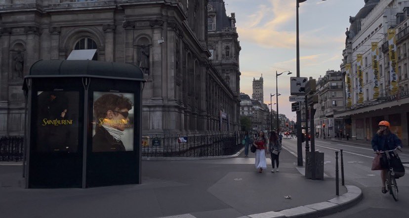 ivyrivalry's tweet photo. Prettiest monument in Paris https://t.co/wjypiECI1U