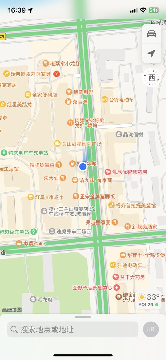 AndreyTech's tweet photo. 朋友圈分组发，金山这老板看不见想怎么发怎么发 #上海 #反差 #日常 https://t.co/LDEzdEZUe1