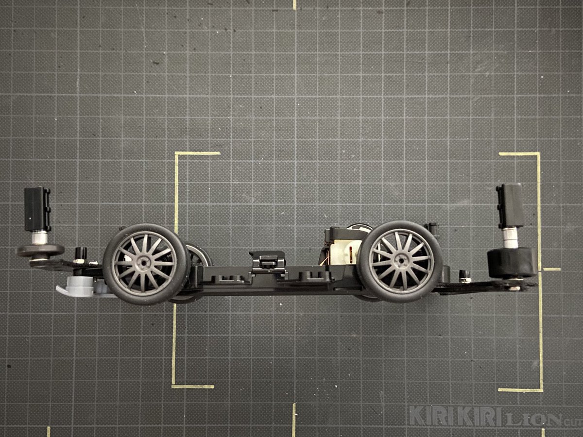 tkfm_hobby's tweet photo. 軽量化追求　#ミニ四駆 https://t.co/TBPTFi6Ljp