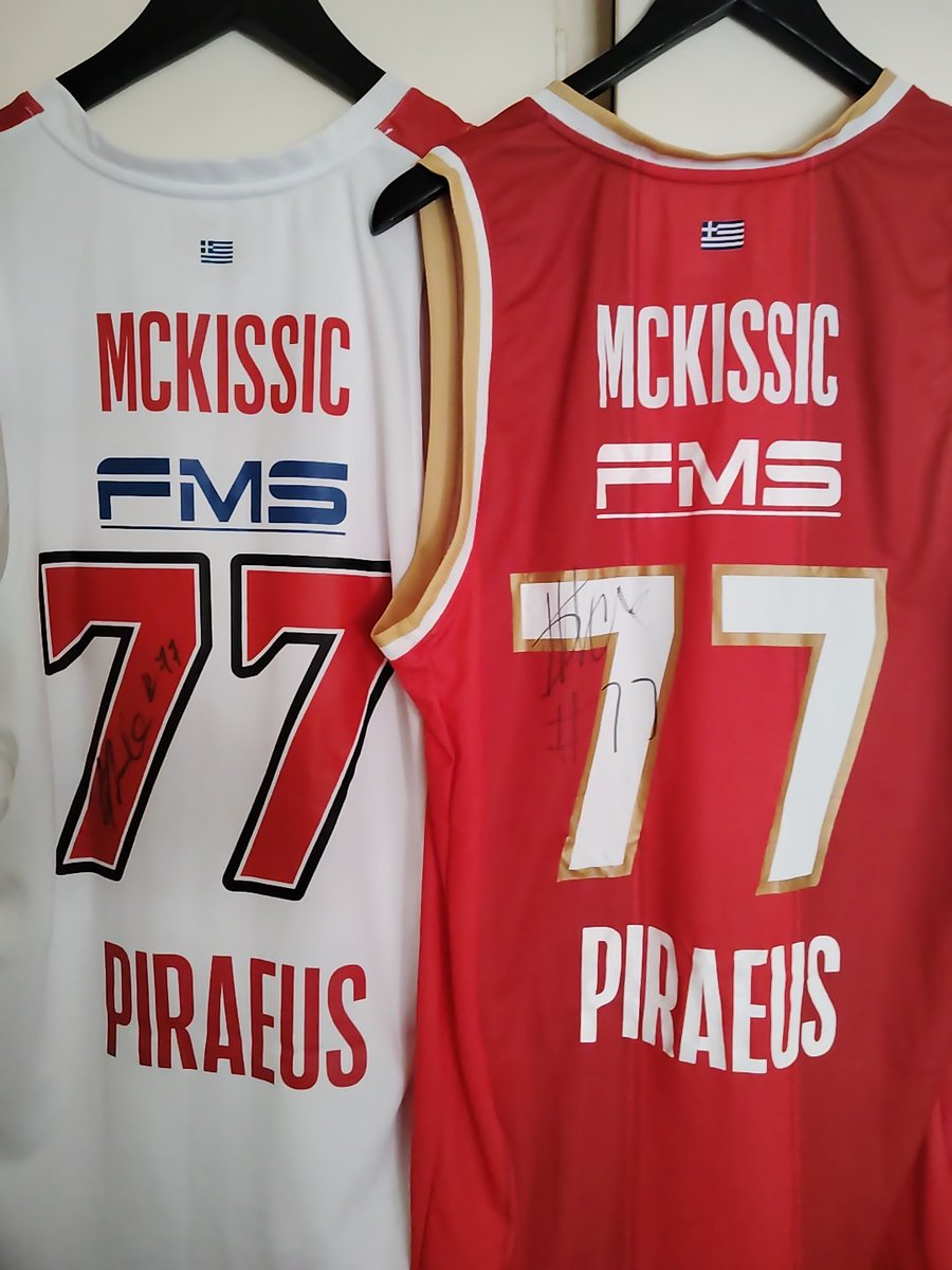 Ggildenlow's tweet photo. we miss you guys @ShaqInTheBox @berilmckissic 🥺🥺

#olympiacosBC https://t.co/0GrTj4whm7