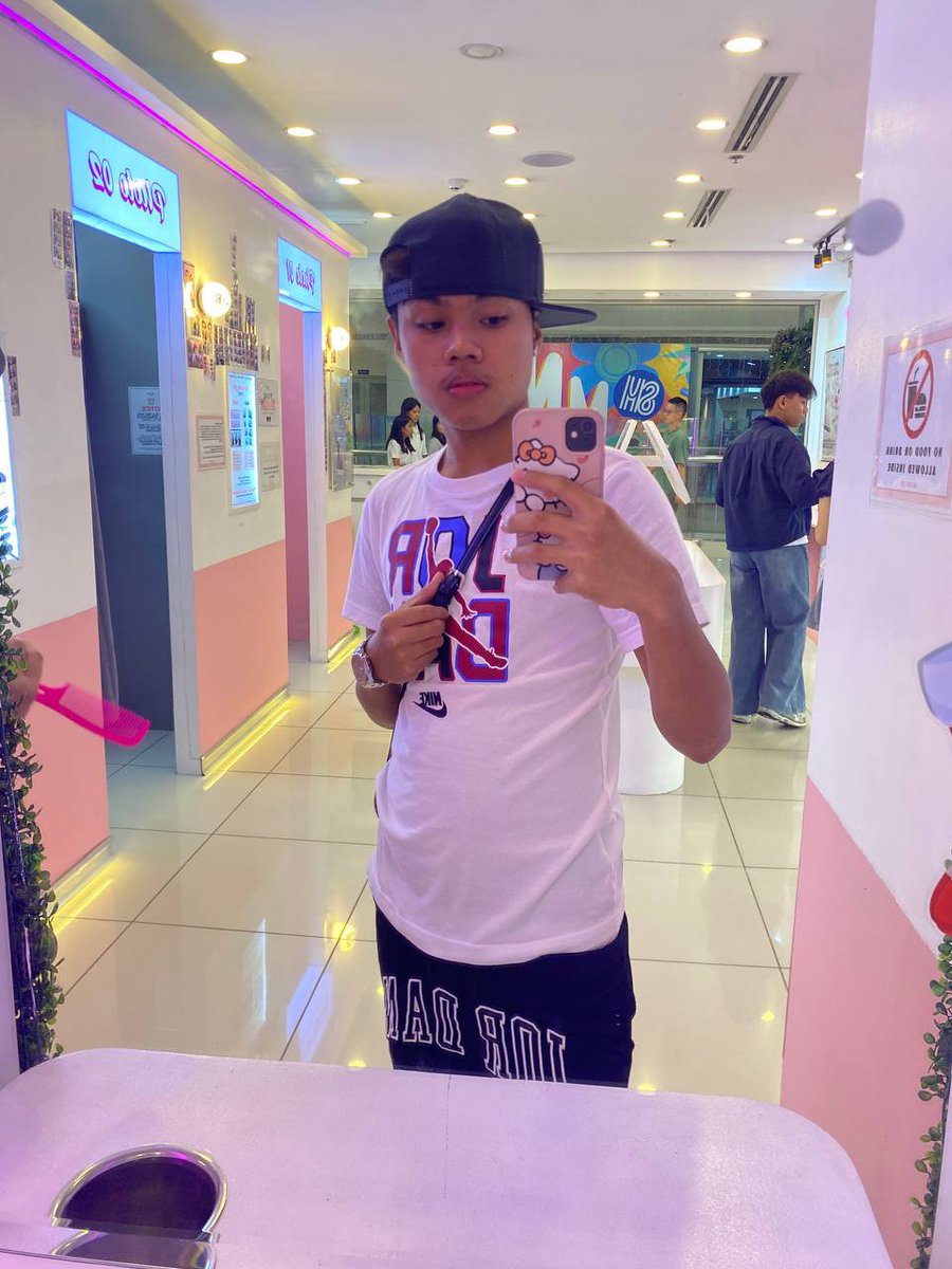 fuck_jxst's tweet photo. hi👋https://t.co/uwgwW8n4JV https://t.co/kFdsz88ZK9