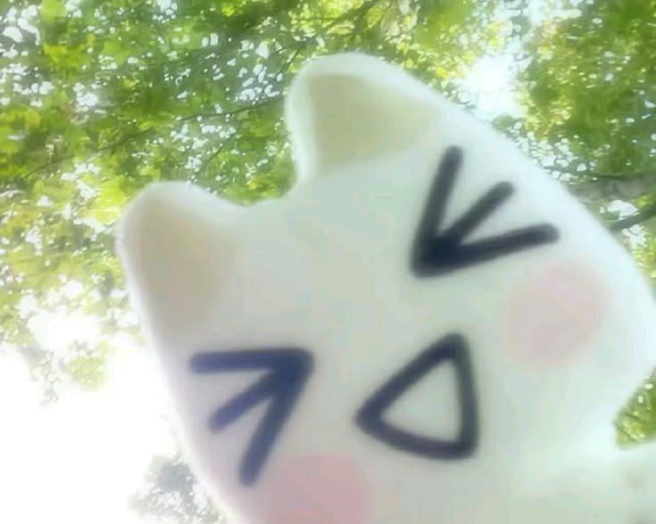 nangman_mate's tweet photo. 여름 끝에 <제 2회 과제전>🎊

🎐 주제: 여름 🎐
​
기간: 9월1일 ~ 9월 30일
업로드: 낭토팜 🌈작업 이벤트 게시판
[제 2회 과제전] 말머리 설정 필수!!

​🔗https://t.co/8PeESGS8xO

▫️ 여름과 관련된 자유로운 작업

▫️ AI 및 구매한 모델링 사용가능
※ 단, 과제 업로드시 사용범위를 명확히 기재할 것
ALL AI ❌, AI는 작업 디벨롭에 활용만 가능
모델링 일부, 텍스처, 노멀맵 등

▫️ 블렌더 외 3D툴 가능

낭토의 개성을 살려 작업물을 완성해
낭만토마토 농장 카페에 올려주시면

추첨을 통해 한 분께
치킨 기프티콘을선물해드립니다!🍗💝

작업하면서 남달리 신경쓴 부분과
힘들었던 부분을 어떻게 해결했는지 등
작업 과정 내용도 함께 적어주시면
더 유익할 거예요 (៸៸¯ᗜ¯៸៸)♡

​이벤트 참여 작업중 모르는게 있으면
언제든지 낭메에게 질문해주세요:)

​과정공유도 좋아요!!