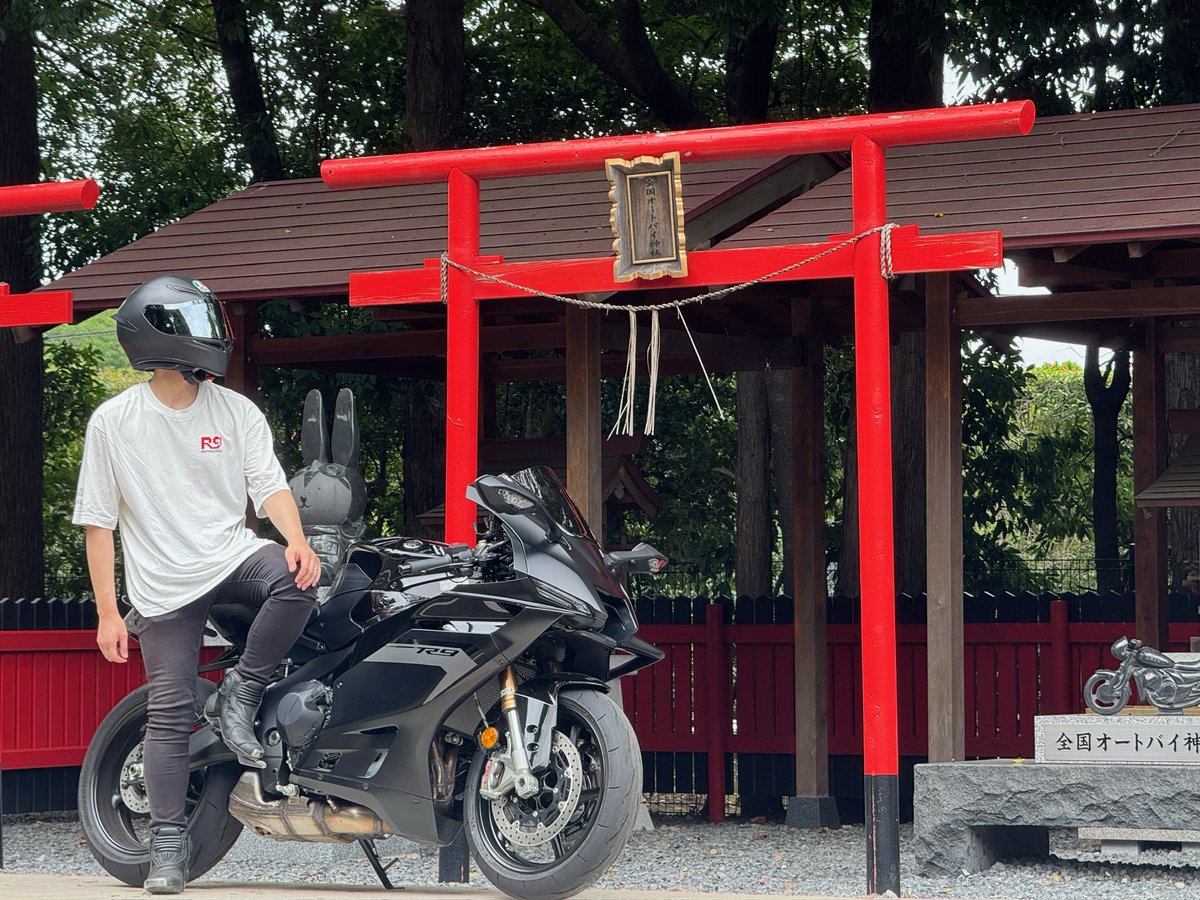 tomone19950607's tweet photo. 車&amp;バイクツーリングで柏市にある謎の神社を発見した！
ロケーションも良くて撮ってもらえてよかった(o^^o) https://t.co/QlACTtUdoQ