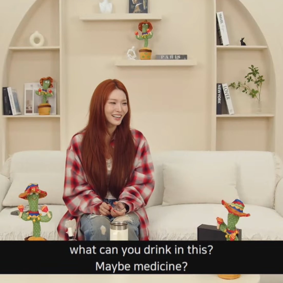 chungh4rt's tweet photo. “So we thought of tequila glasses. But for HAART who are underage, what can you drink in this? Maybe medicine? You can put pencil in it.”

she’s so unserious 😭😭😭

#ChunghaLlevameAMexico
#청하 #CHUNGHA @CHUNGHA_MNHent https://t.co/BhuRr6kpb4