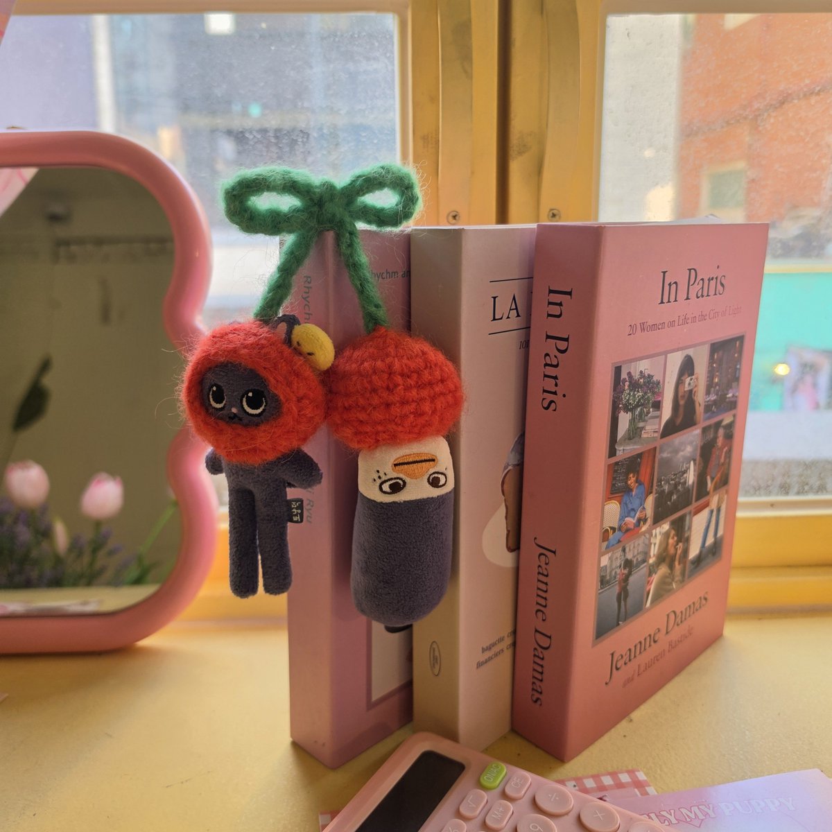 sohee_knit's tweet photo. 𝑅𝐼𝐼𝑍𝐸 𝟹𝑟𝑑 𝐴𝑛𝑛𝑖𝑣𝑒𝑟𝑠𝑎𝑟𝑦 𝐹𝑎𝑛𝑚𝑒𝑒𝑡𝑖𝑛𝑔

라이즈 3주년 팬미팅 
또리비니 손뜨개 체리모자 나눔

🍒 날짜 : 9월 12일 (토), 9월 13일 (일) 
🍒 수량 : 토요일 일요일 각 10개
🍒 인증 : #RT + 냥덕 똘병 롱다리 인형 실물
🍒 선착순마감
🍒 시간 및 장소 당일 공지

꼭 받으러 오세요오🍒