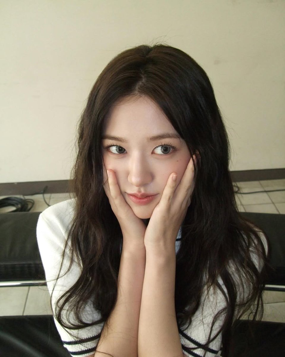 Yujicnn's tweet photo. @pmina Cebelapa gemes ci aku https://t.co/p9Mc4b9Q4p