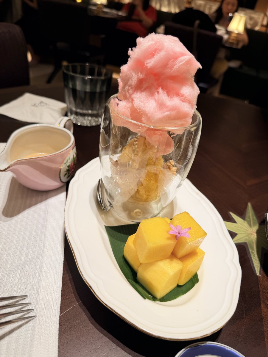 Kayleesnewlife's tweet photo. Boyfriend treated me to a fancy lunch.  He is the best in the world He is the best in my heart. He is such an amazing man. He is my sunshine. The man I want to spend the rest of my life with.  ❤️❤️ https://t.co/QtMLaJuYbn