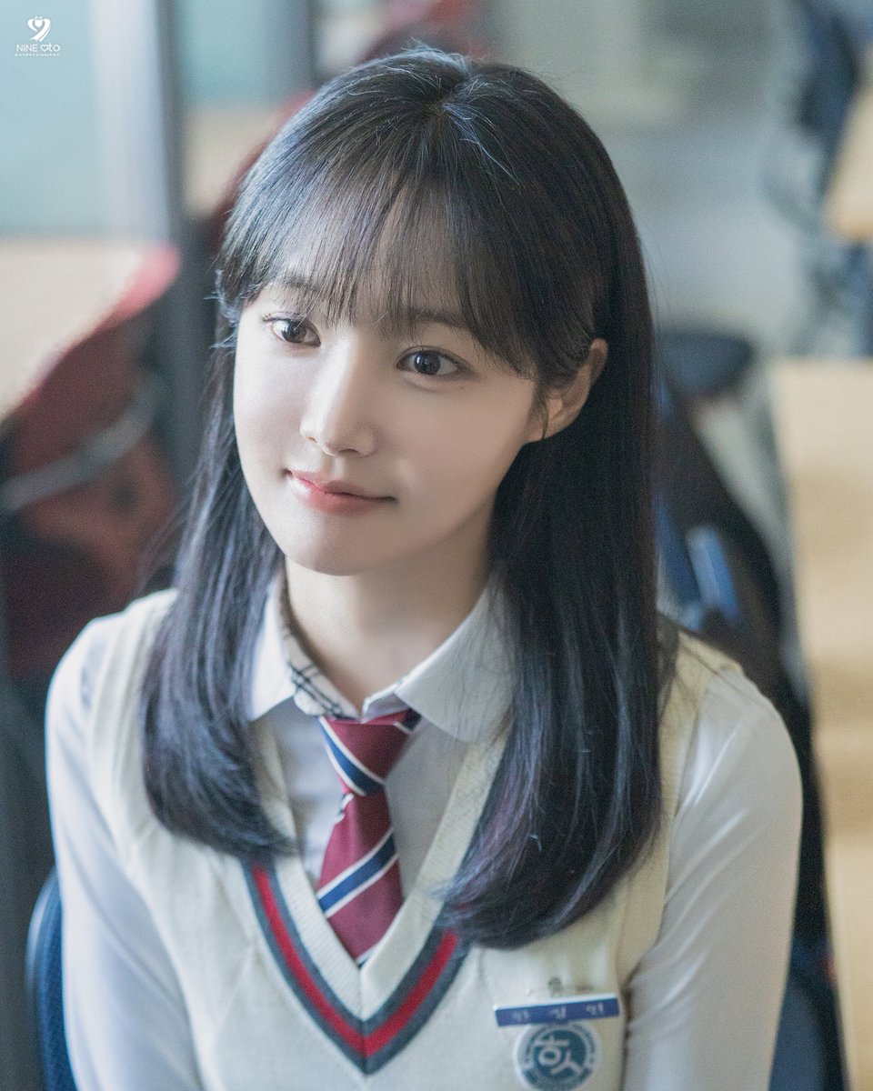 9atoent's tweet photo. [연우]

정연 선배 기억해..? 
복도에서 떠들다 같이 혼나던 우리 둘..

📺 tvN 월화드라마 <최애의 사원>
매주 월화 밤 8시 45분 방송! https://t.co/MjHNXssFu2