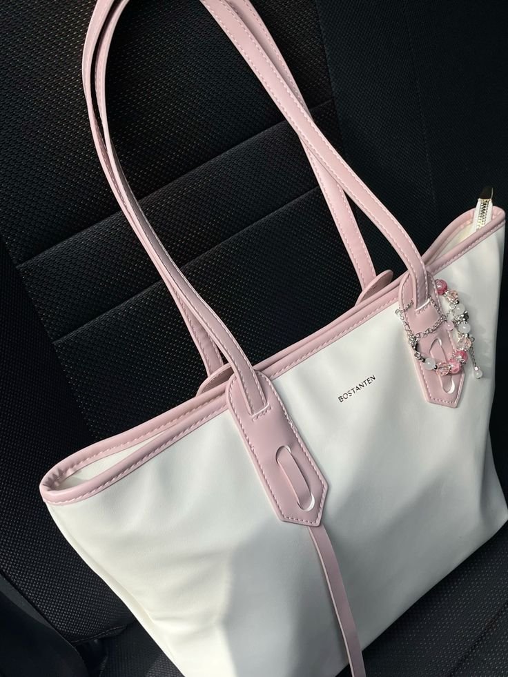 alanaskiey's tweet photo. GA NYESEL IKUTAN BELI TAS CEMPLANG CEMPLUNG INI 😭🫵🏻 https://t.co/Nvwe9wrt91
