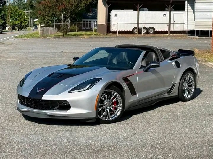 autotitandrive's tweet photo. MANUAL Z06 🇺🇸🇺🇸🇺🇸🇺🇸🇺🇸
2016 Chevrolet Corvette Z06
🔥 7-SPEED MANUAL
24K Miles
1 Owner
Clean Carfax
2LZ Package
$68,495

Oh yeah… did I mention MANUAL? 😎 https://t.co/VktRNyPOwj