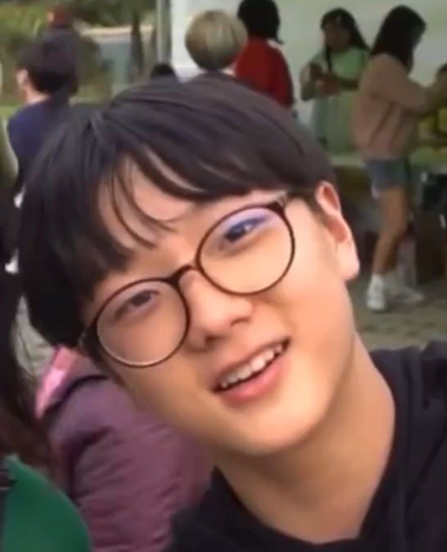 tsanandonly's tweet photo. 똑같이 생겻엌ㅋㅋㅋ https://t.co/PgWuG81xW0