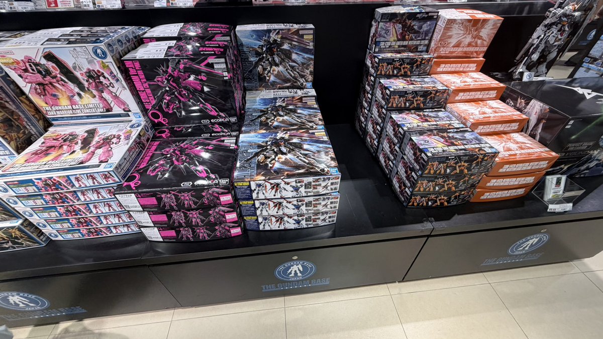 black_angels74's tweet photo. なう(2026/09/01 18:16:42)
ガンダムベース福岡速報
入荷は特になし
画像にて
続く
 #ガンダムベース福岡 https://t.co/x7jq7uHFL9