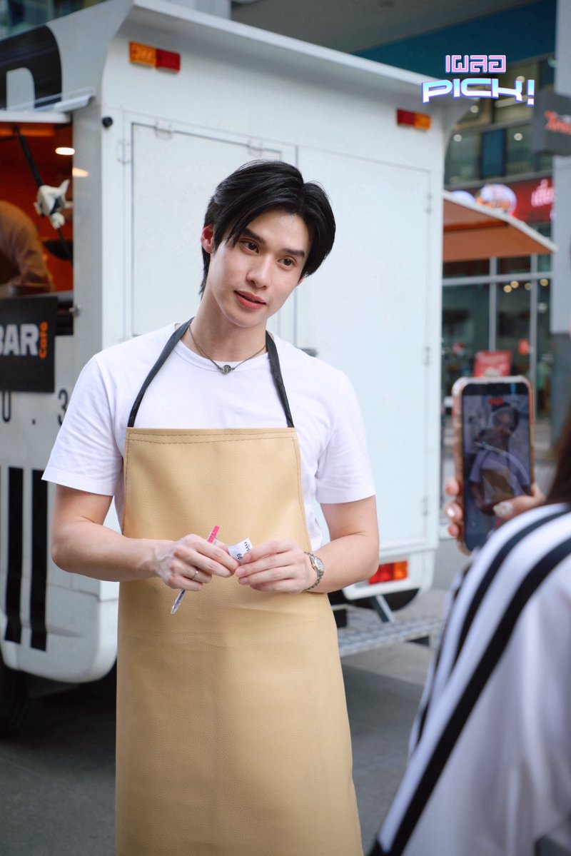 FlowerBoyTH's tweet photo. ธุรกิจครอบครัว
@pearlpooo @peakpeemapol 

รายการ เผลอPICK! EP.3 

วันนี้ เวลา 18:00 น.
ทาง YouTube : one connection

#.เผลอPICKEP3
(Start Trending 01/09/2026 | 6 PM)

| รายการ เผลอPICK! 
🗓️ ทุกวันที่ 1 และ 16 ของทุกเดือน 
⏰ เวลา 18:00 น. 

#เผลอPICK 
#เพิร์ลพีค #pearlpeak
#oneconnection