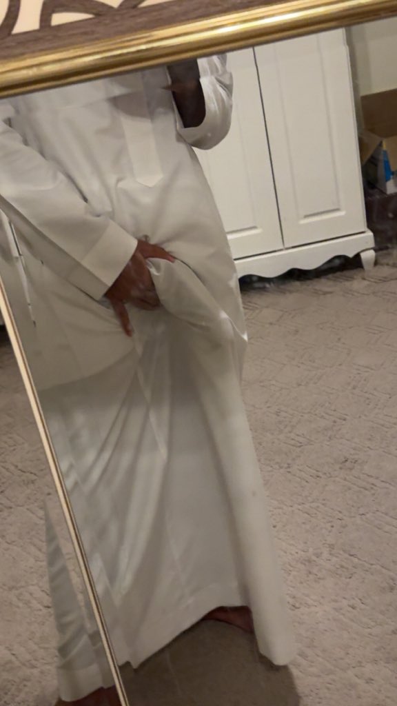 69vv699's tweet photo. تمسكينه بدالي؟ https://t.co/2UgY3A0oRk