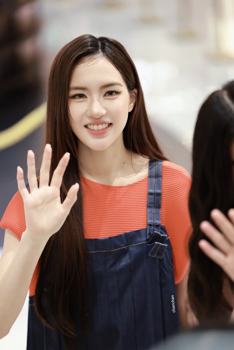 xxccyyayy's tweet photo. baby🤌🤌

BLEJIE BAO BAO ISSEY MIYAKE ICONSIAM
#BAOBAOCOSMICICONSIAMxBLEJIE
#BleJie https://t.co/Nof0qyYYt7