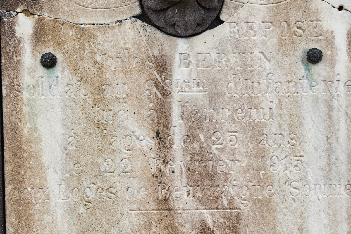 CroixDeCheminFr's tweet photo. Jules Bertin
Mort pour la France
Cimetière de #LeTheil (Allier)
@MartineCONORD @tadoukoz @simone2bovoir @Le_Chtimiste @1J1Poilu https://t.co/6lmysWTMIJ