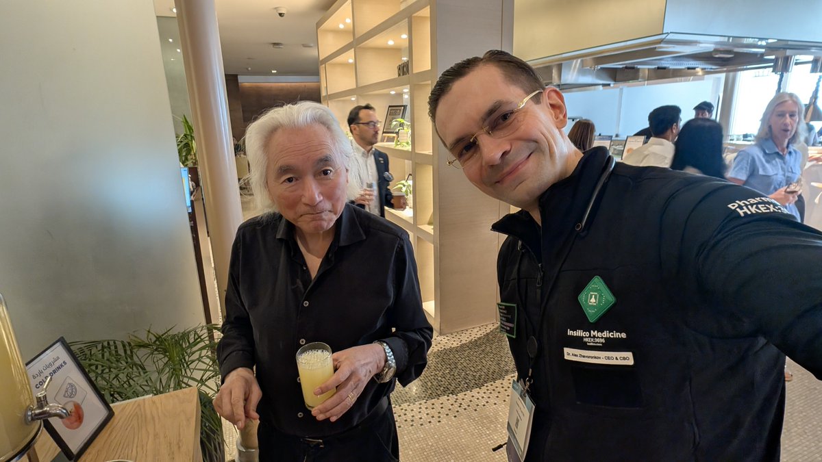 biogerontology's tweet photo. Look, who I met today 😊 https://t.co/M0PxIRnbf5
