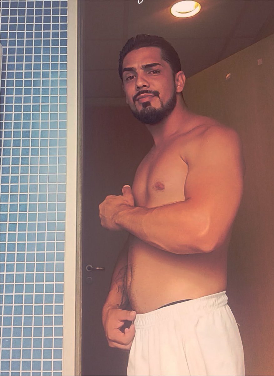 lodika69's tweet photo. Szép napot mindenkinek❤️👌🏾🤤 https://t.co/dD6fCR0KYs