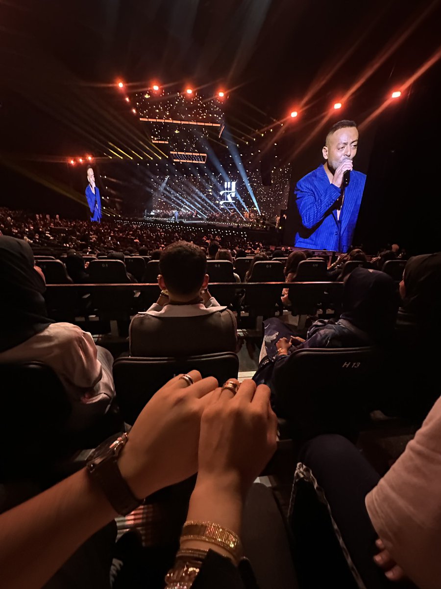 Almukhtarr7's tweet photo. لحظات مسروقة من احلام مراهقتي🥹🥺♥️♥️
حفلة تامر عاشور مع نصيبي وحبيبي واقرب الناس لنا♥️ https://t.co/ASPnKHHSkU