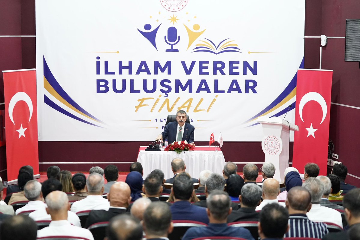 Yusuf__Tekin's tweet photo. 📍Batman

İlham Veren Buluşmalar Finali’nde kıymetli eğitim yöneticilerimizle bir araya geldik.

Eğitim yöneticilerimizin okullarımızda hayata geçirdikleri başarılı çalışmaların, iyi uygulama örneklerinin ve mesleki deneyimlerinin meslektaşlarıyla paylaşılmasını Bakanlık olarak kıymetli buluyoruz.

Programa iştirak eden kıymetli yöneticilerimize ve eğitime gönül veren herkese teşekkür ediyor, çalışmalarında başarılar diliyorum.